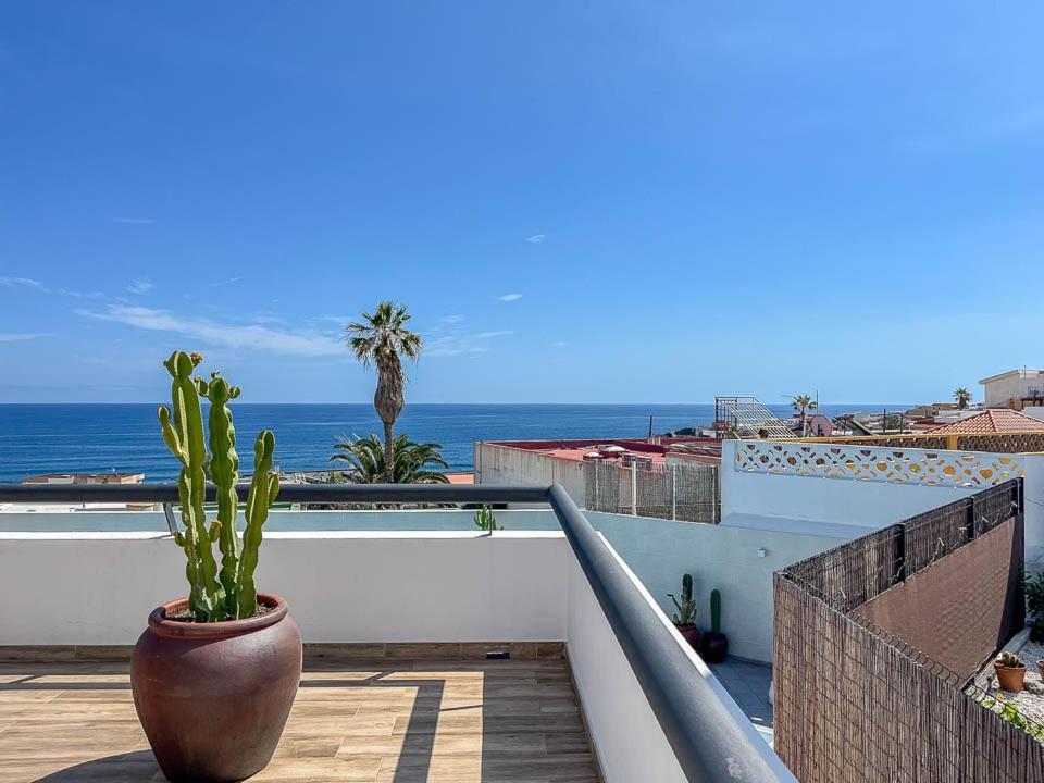Casa Edem Playa Del Hombre Con Piscina Y Solarium Telde Exterior photo